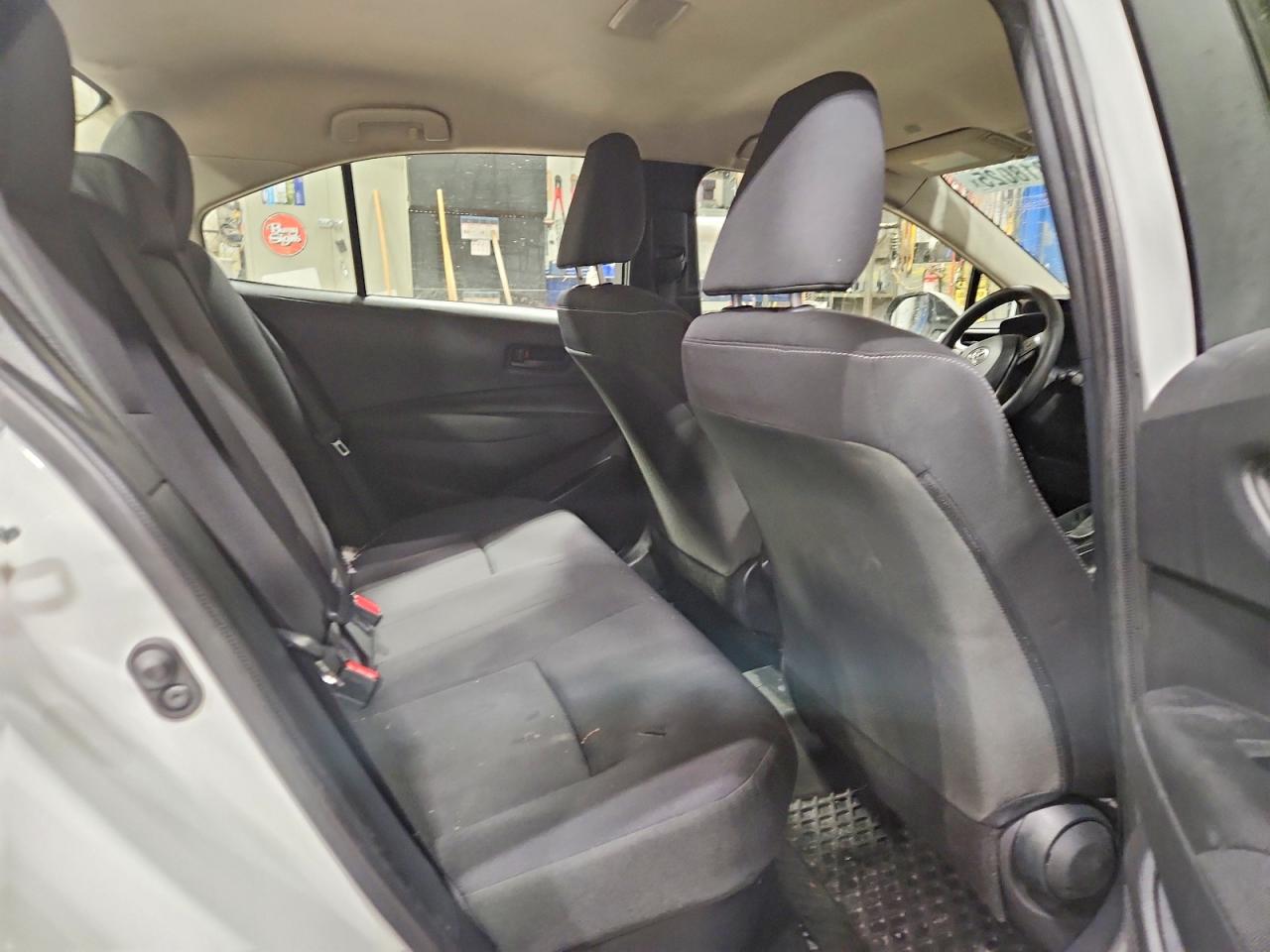 2024 TOYOTA COROLLA LE photo 10