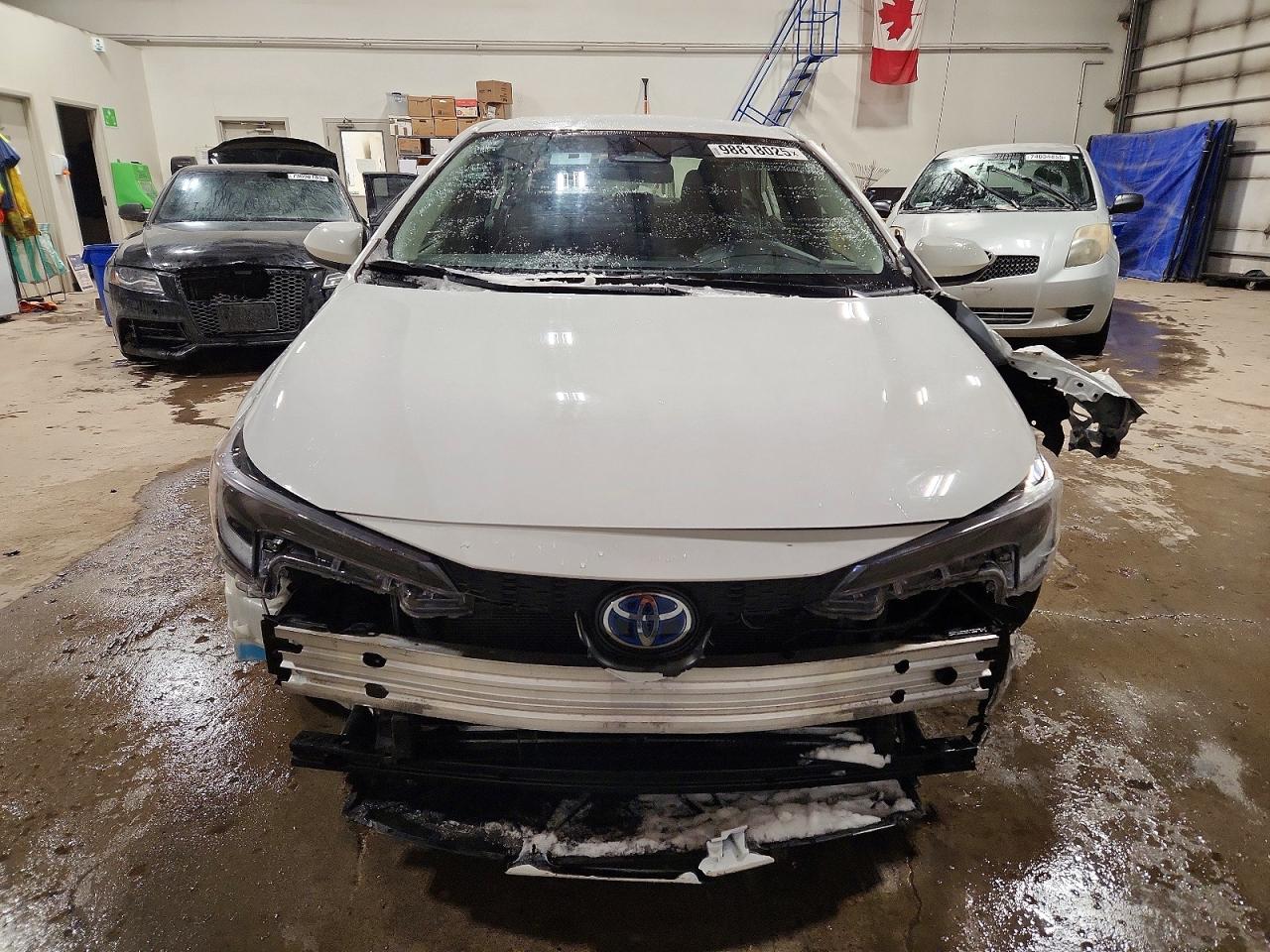2024 TOYOTA COROLLA LE photo 5