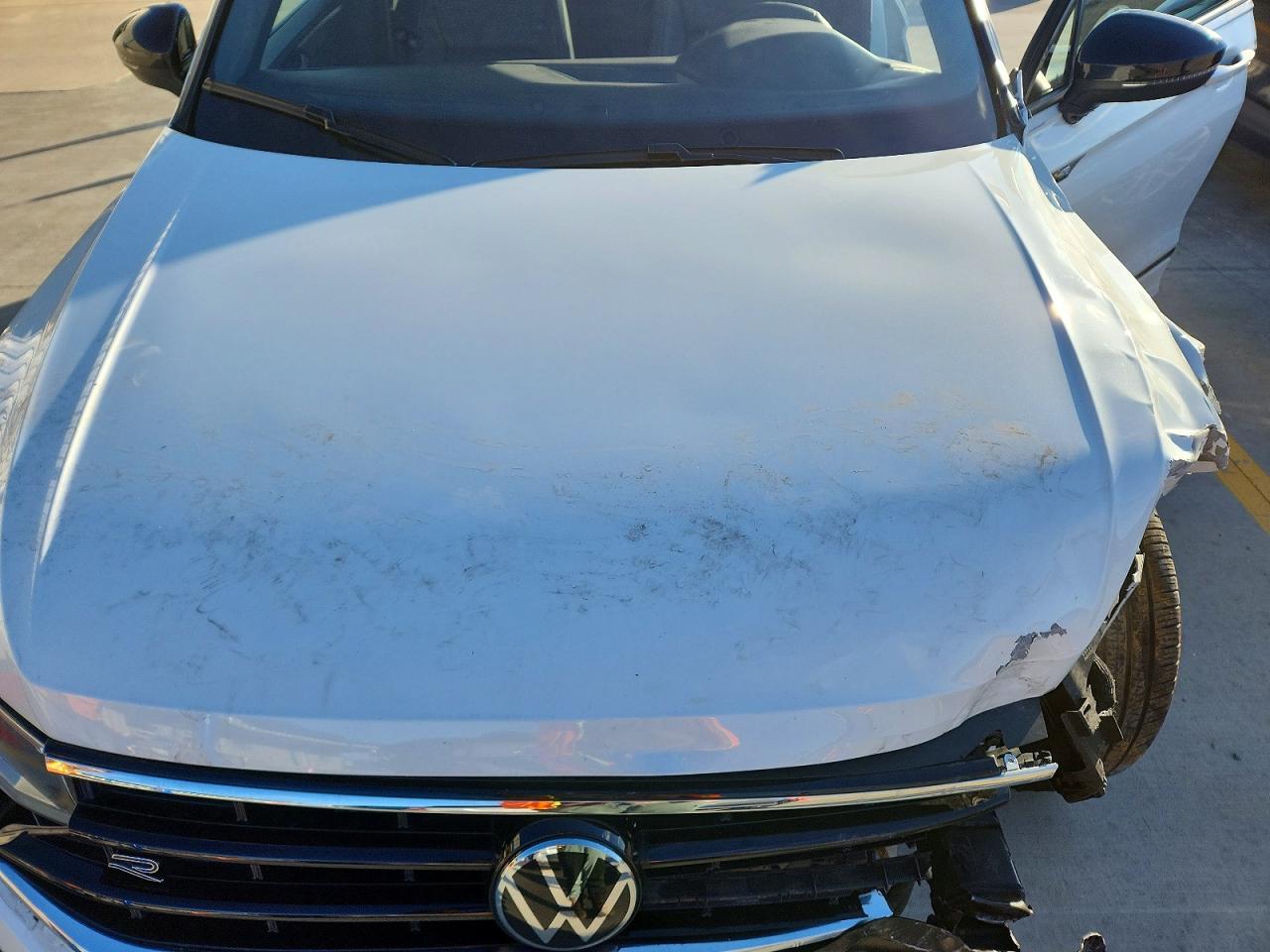 2024 VOLKSWAGEN TIGUAN SE R-LINE BLACK photo 45