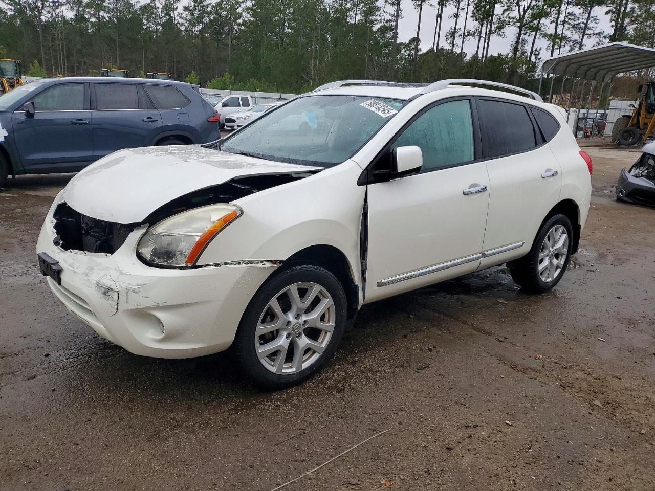 2013 NISSAN ROGUE