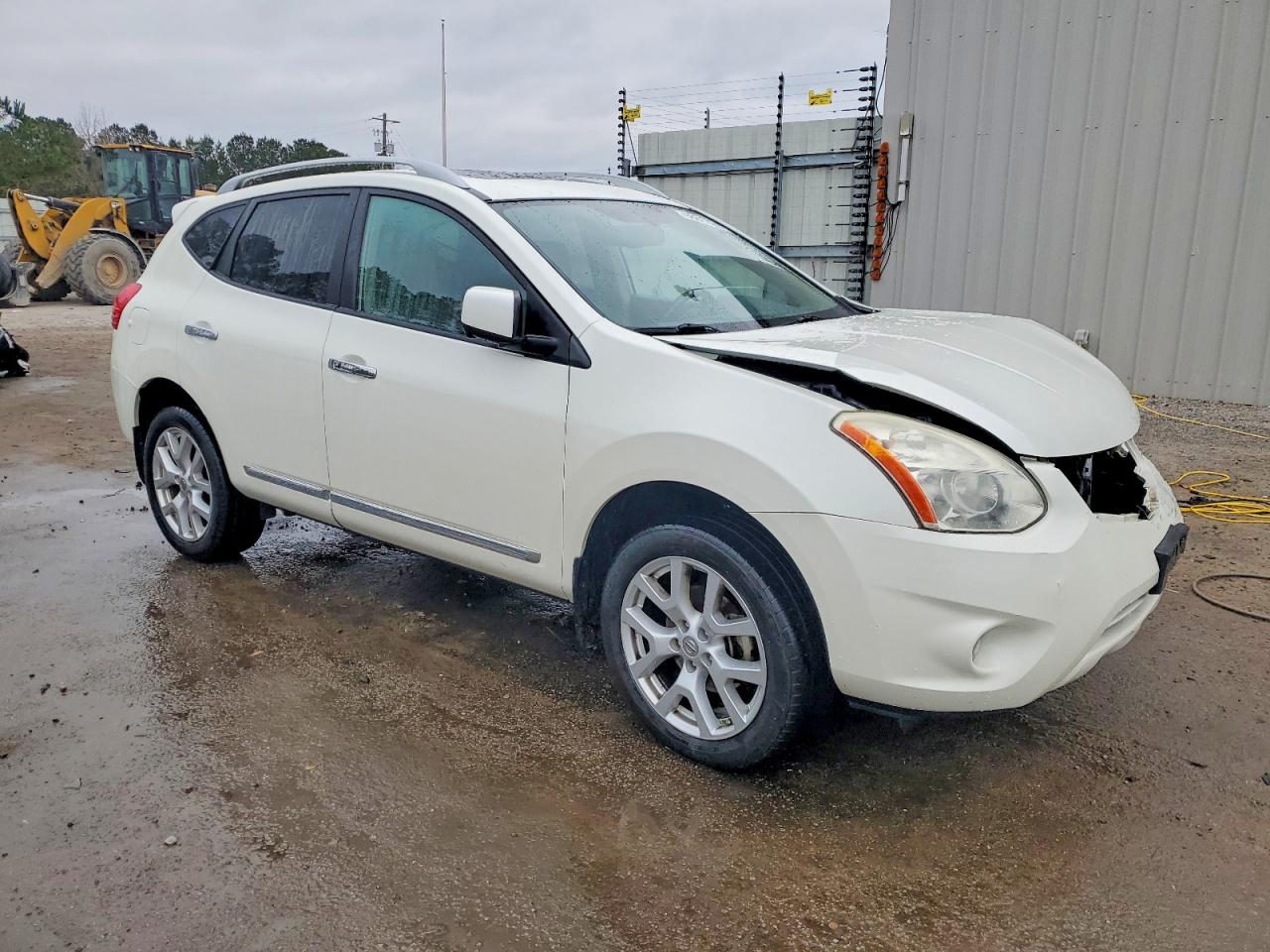 2013 NISSAN ROGUE S photo 4