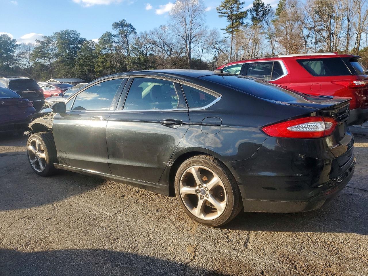 2014 FORD FUSION SE photo 2