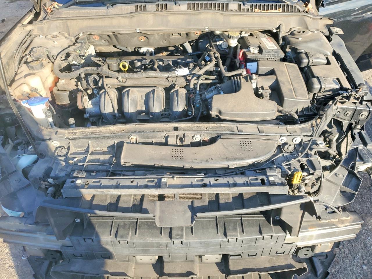 2014 FORD FUSION SE photo 11