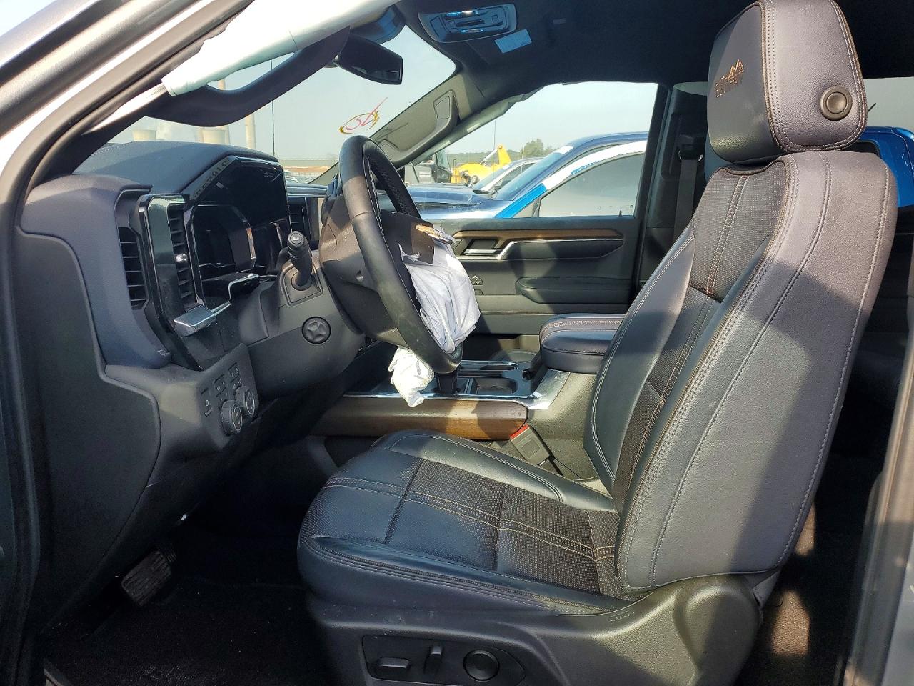 2024 CHEVROLET SILVERADO K1500 HIGH COUNTRY photo 7