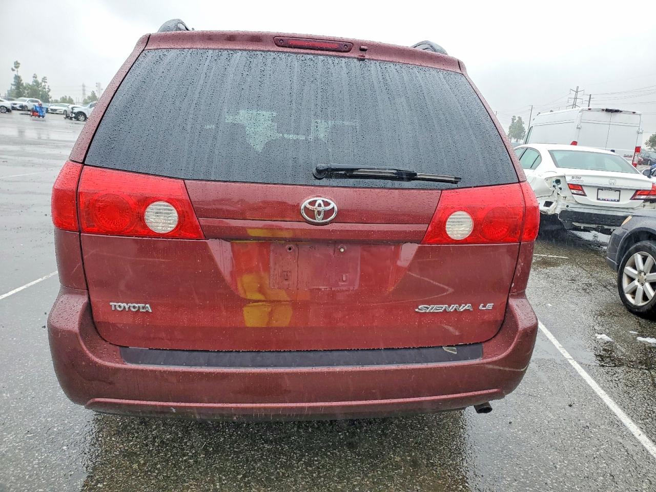 2008 TOYOTA SIENNA CE photo 6