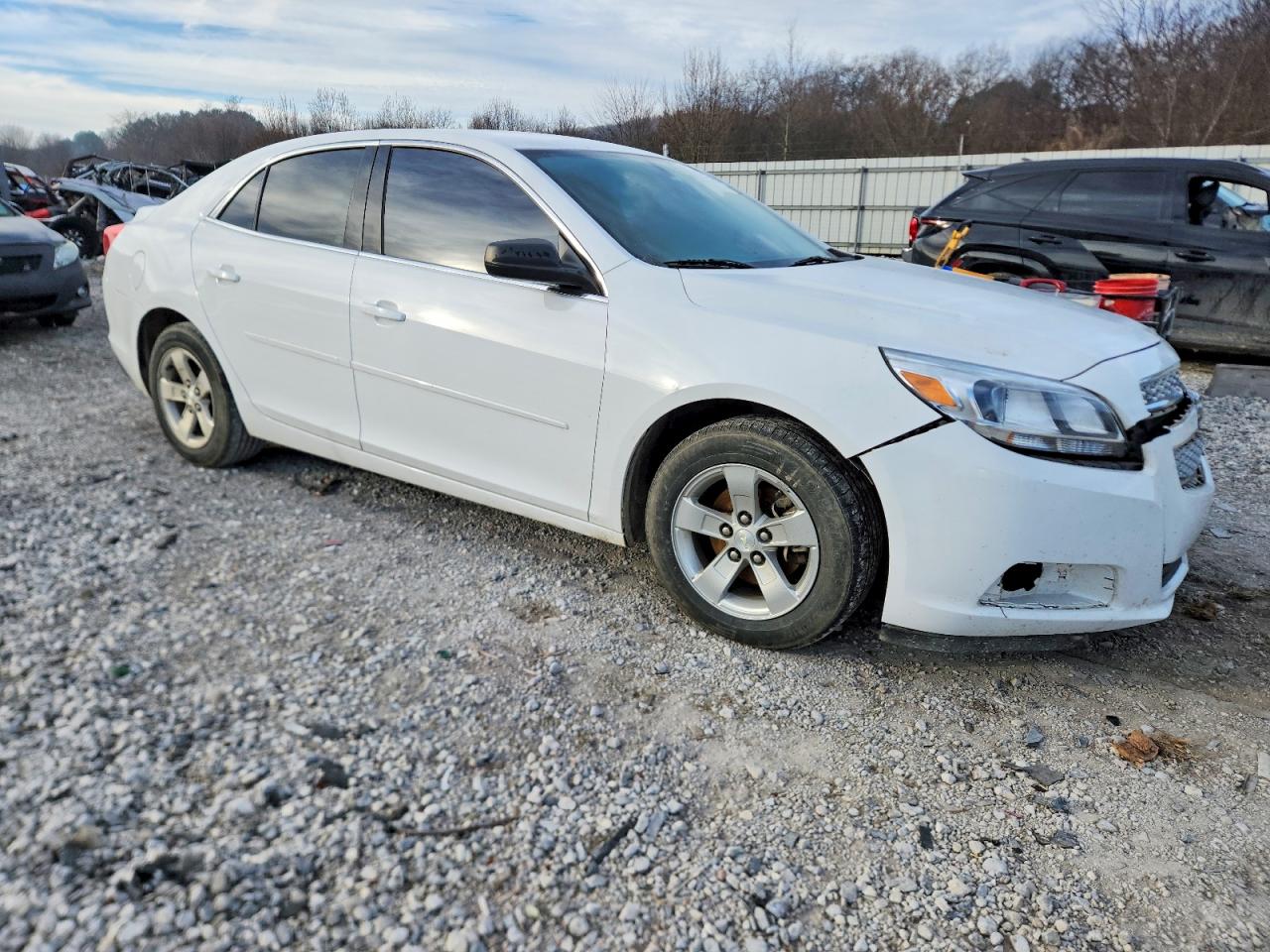 2013 CHEVROLET MALIBU LS photo 4