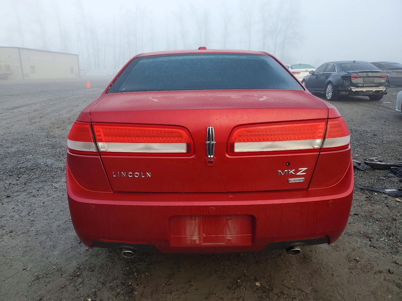 2011 LINCOLN MKZ photo 6