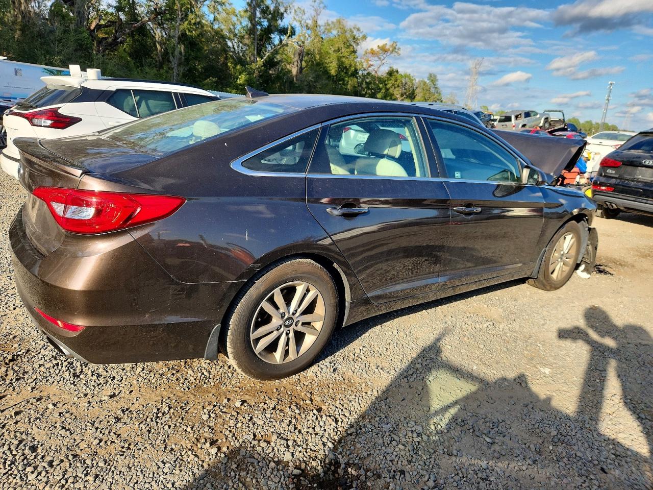 2015 HYUNDAI SONATA SE photo 3