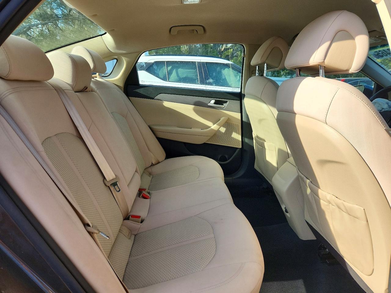 2015 HYUNDAI SONATA SE photo 10