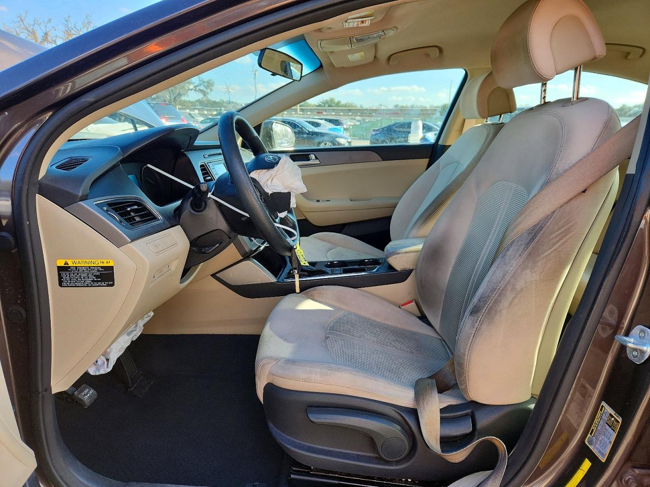 2015 HYUNDAI SONATA SE photo 7