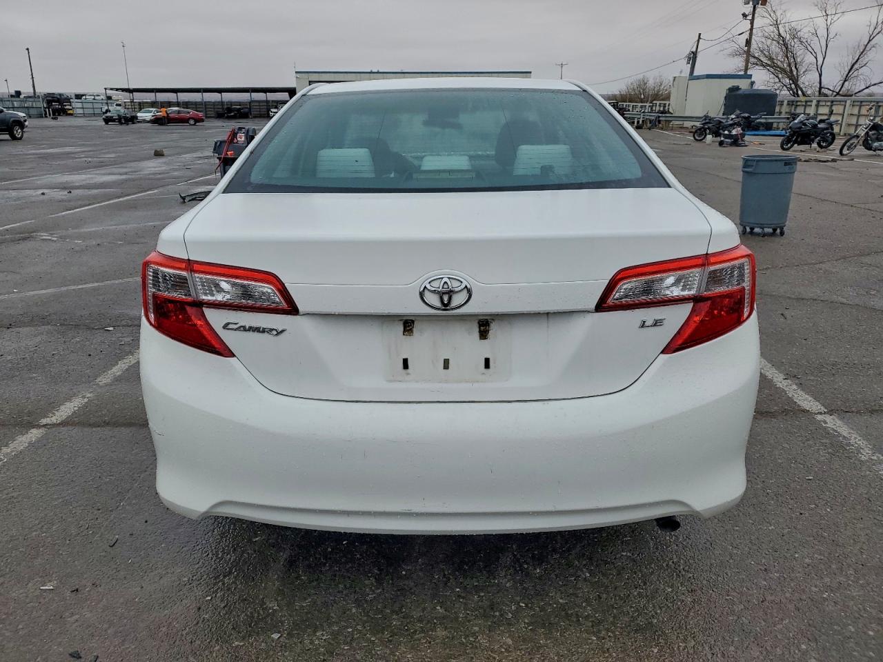 2012 TOYOTA CAMRY BASE photo 6