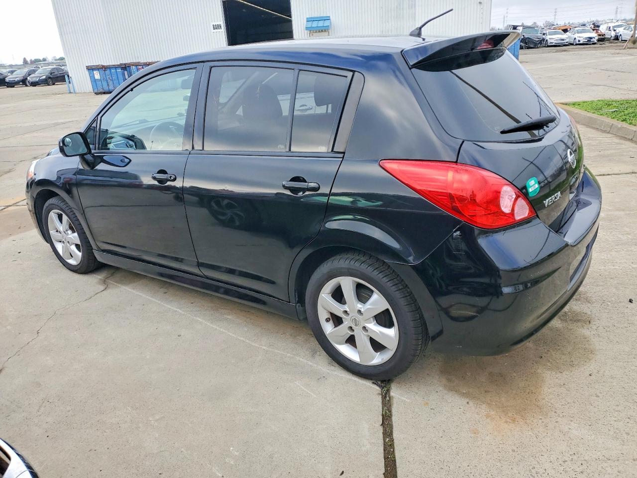 2012 NISSAN VERSA S photo 2