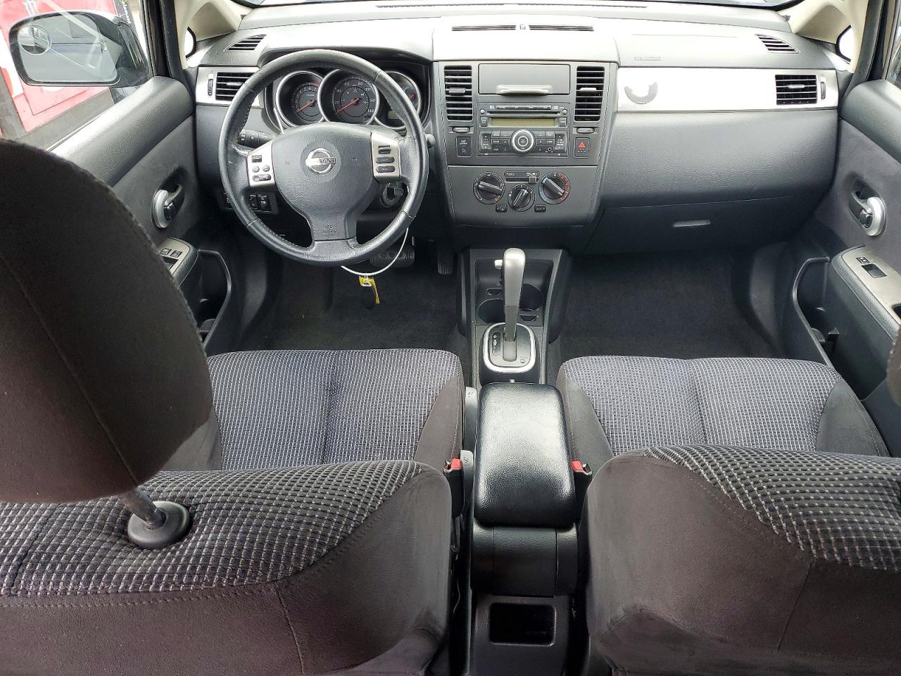 2012 NISSAN VERSA S photo 8