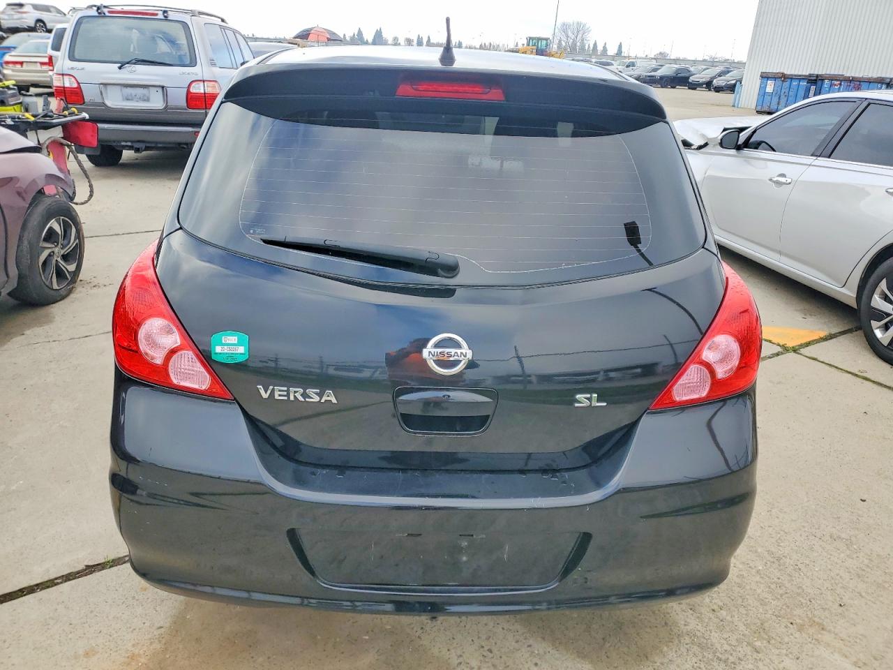 2012 NISSAN VERSA S photo 6