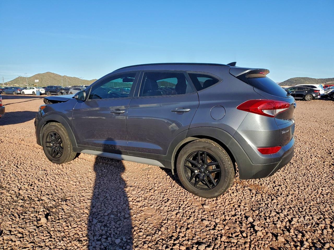 2018 HYUNDAI TUCSON SEL photo 2