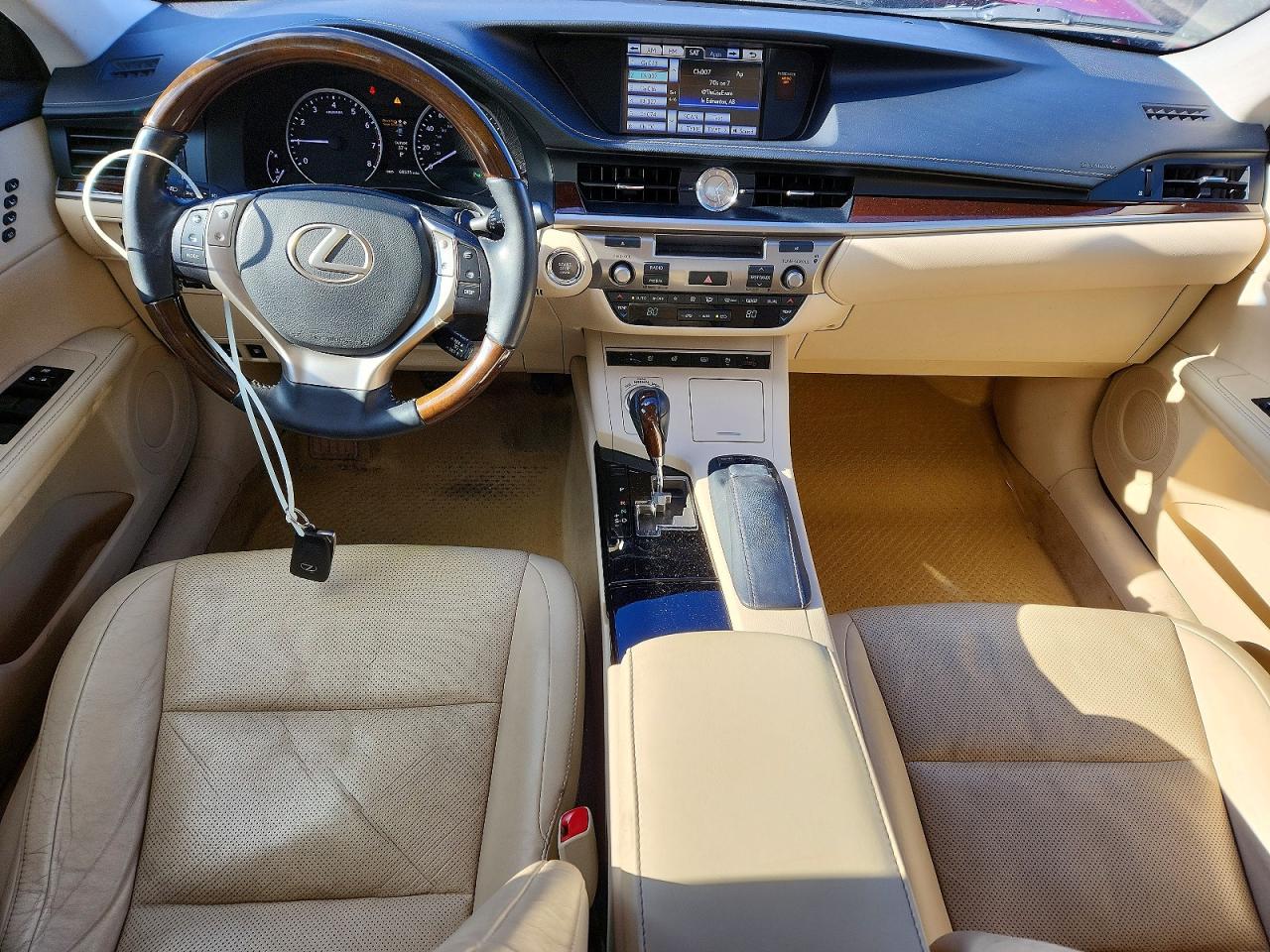 2013 LEXUS ES 350 photo 8
