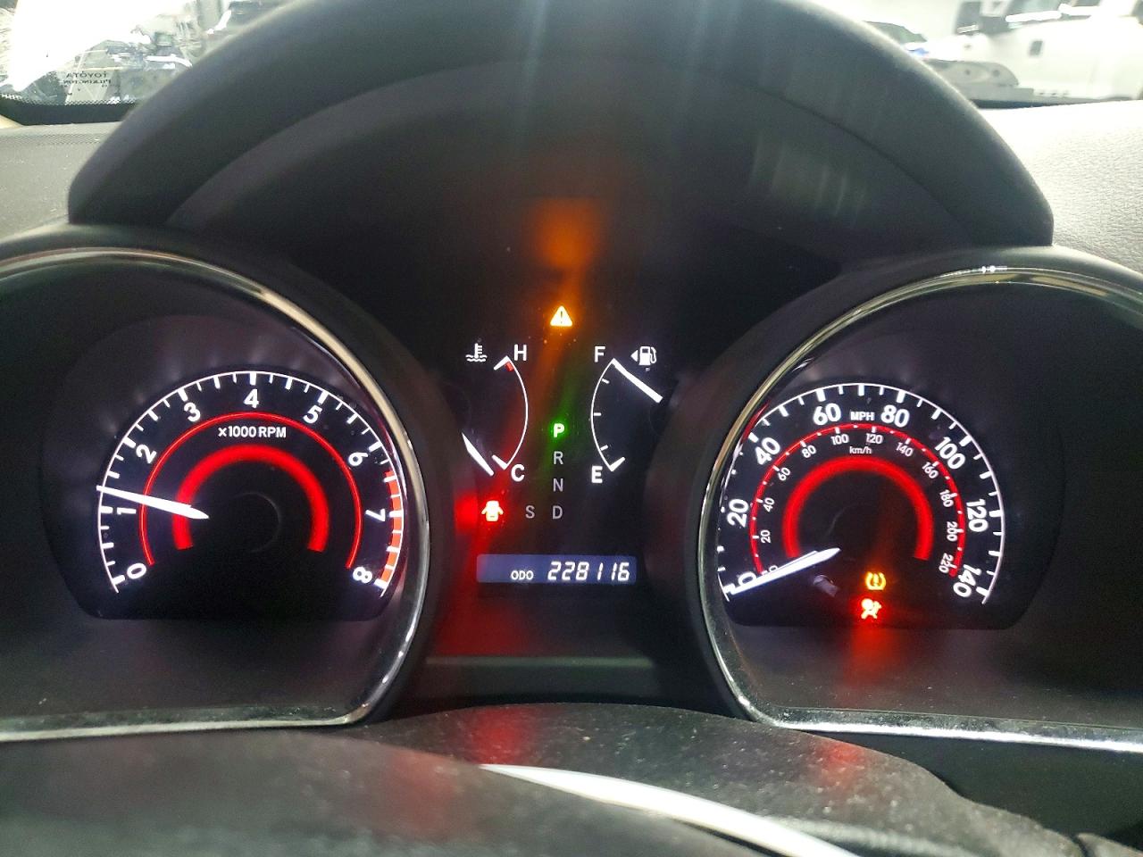 2012 TOYOTA HIGHLANDER BASE photo 9
