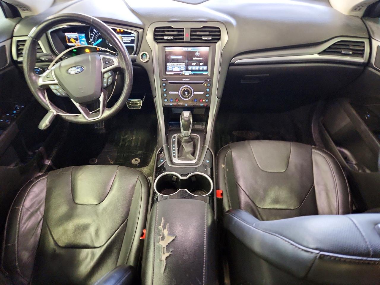 2016 FORD FUSION photo 8
