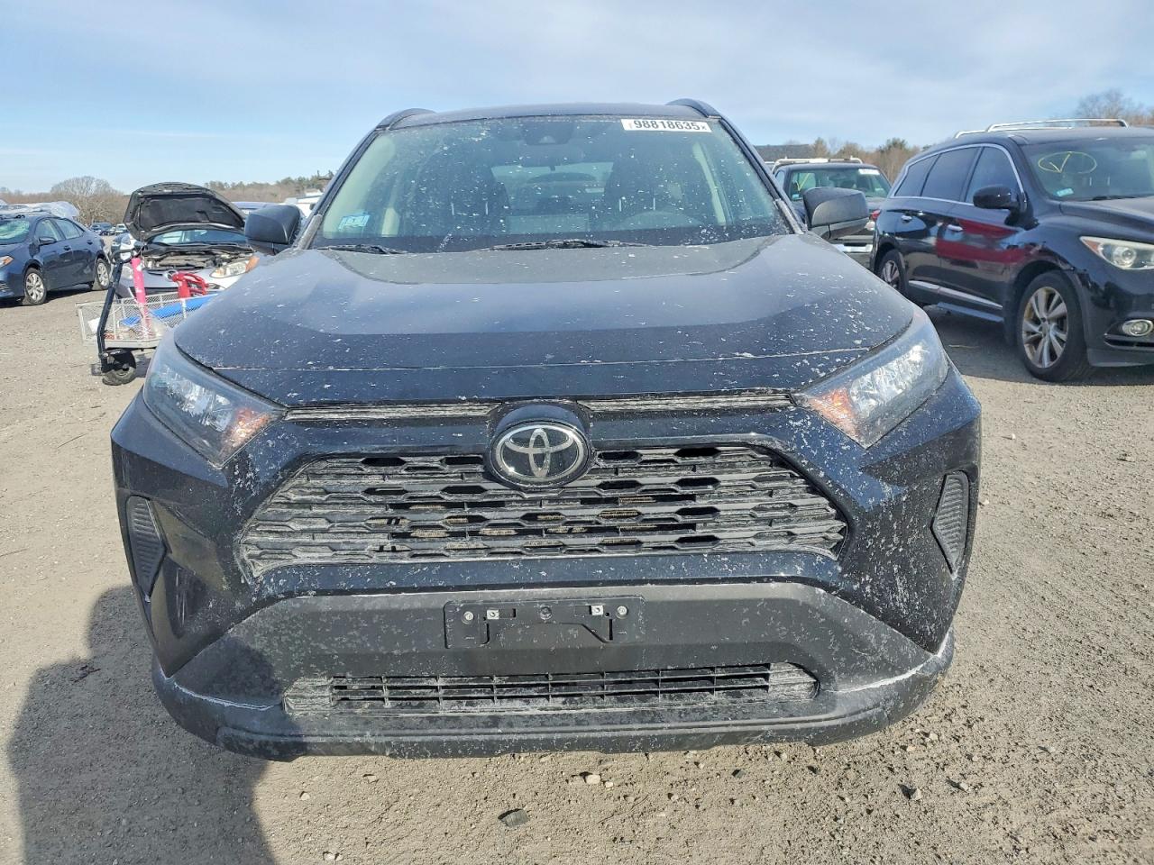 2021 TOYOTA RAV4 LE photo 5