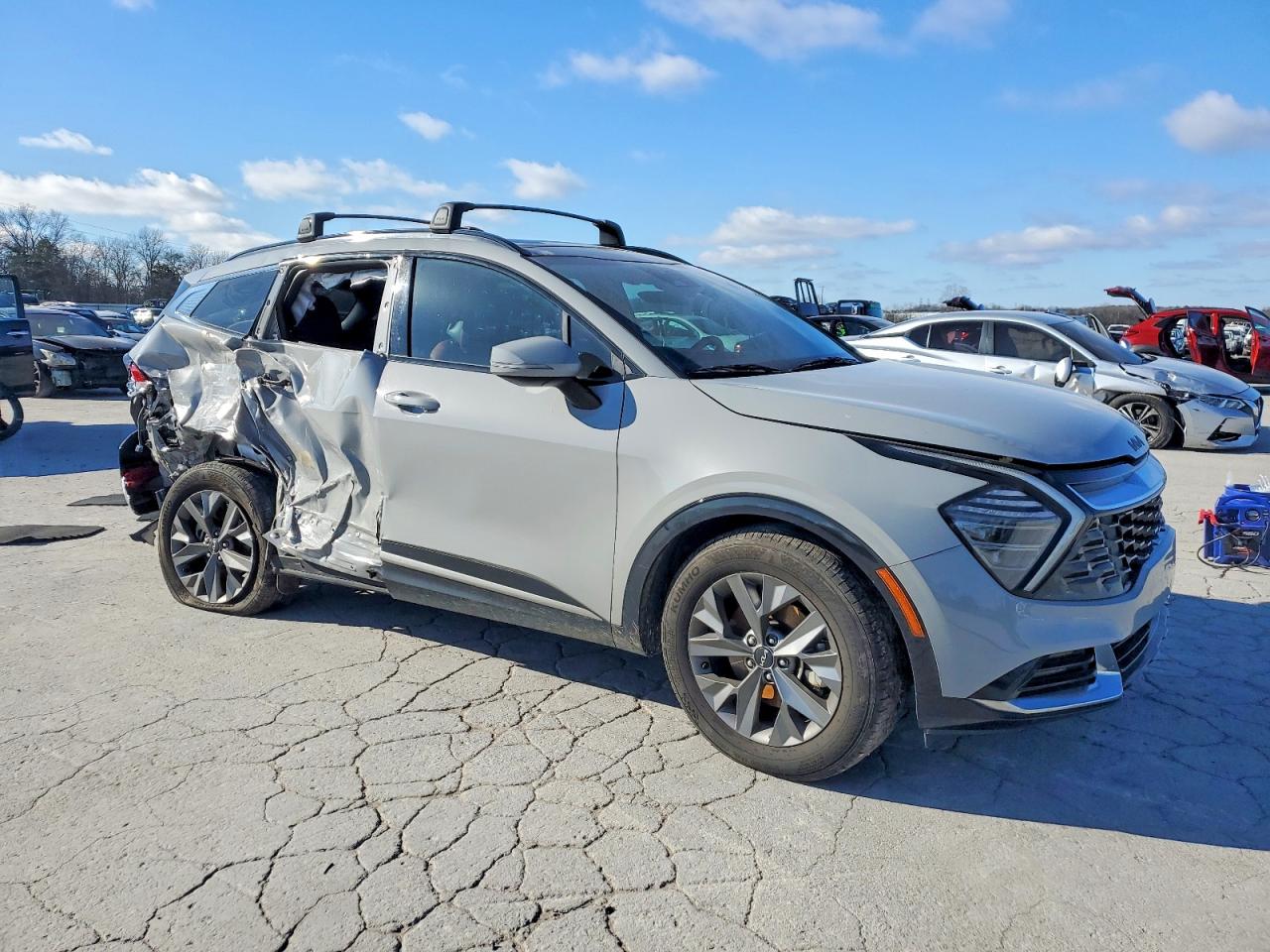 2025 KIA SPORTAGE SX photo 7