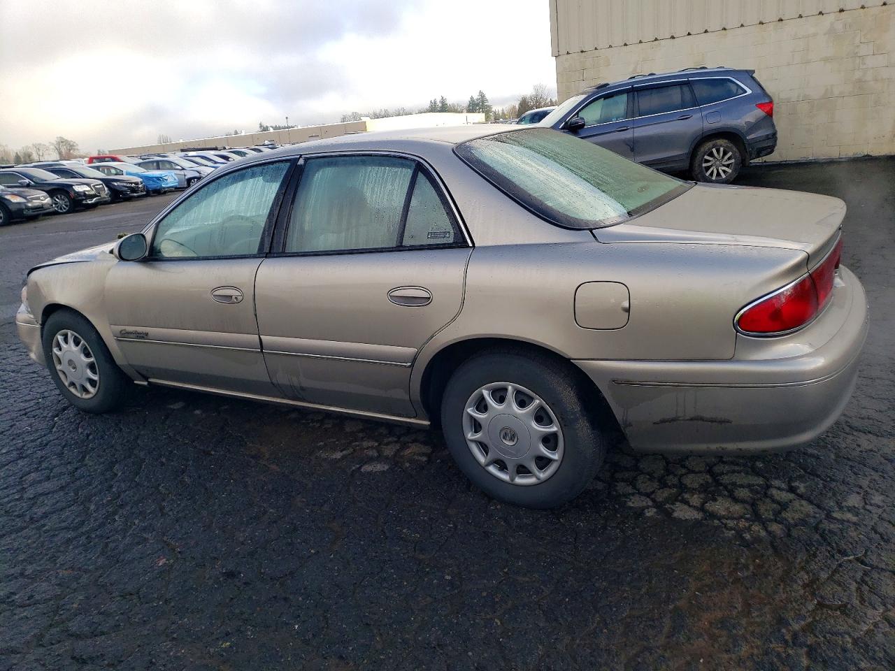 2002 BUICK CENTURY CUSTOM photo 2