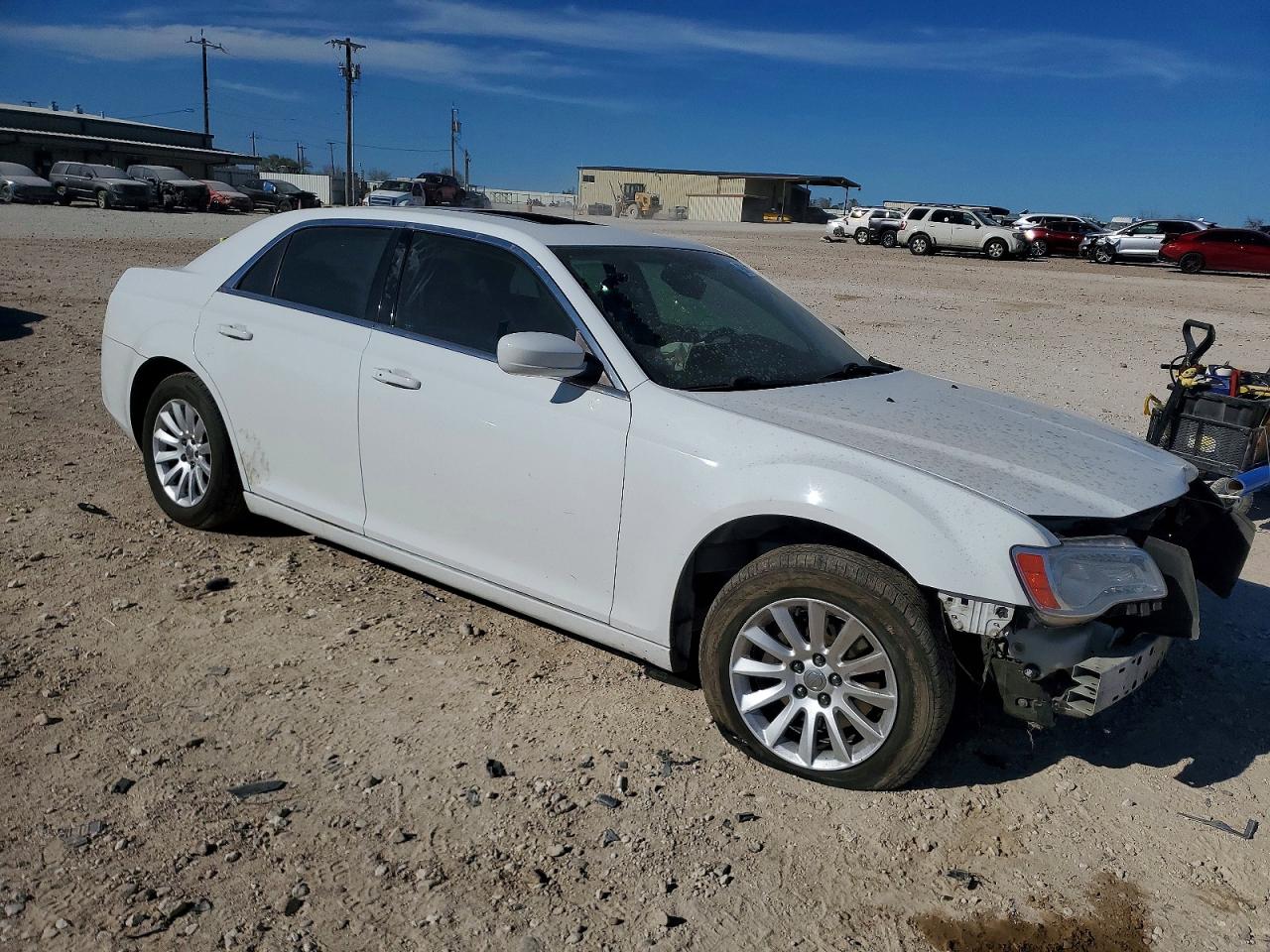2014 CHRYSLER 300 photo 4
