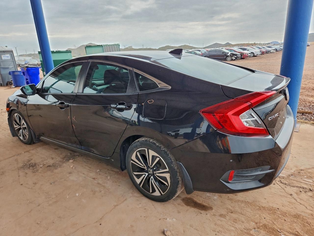2016 HONDA CIVIC EXL photo 2