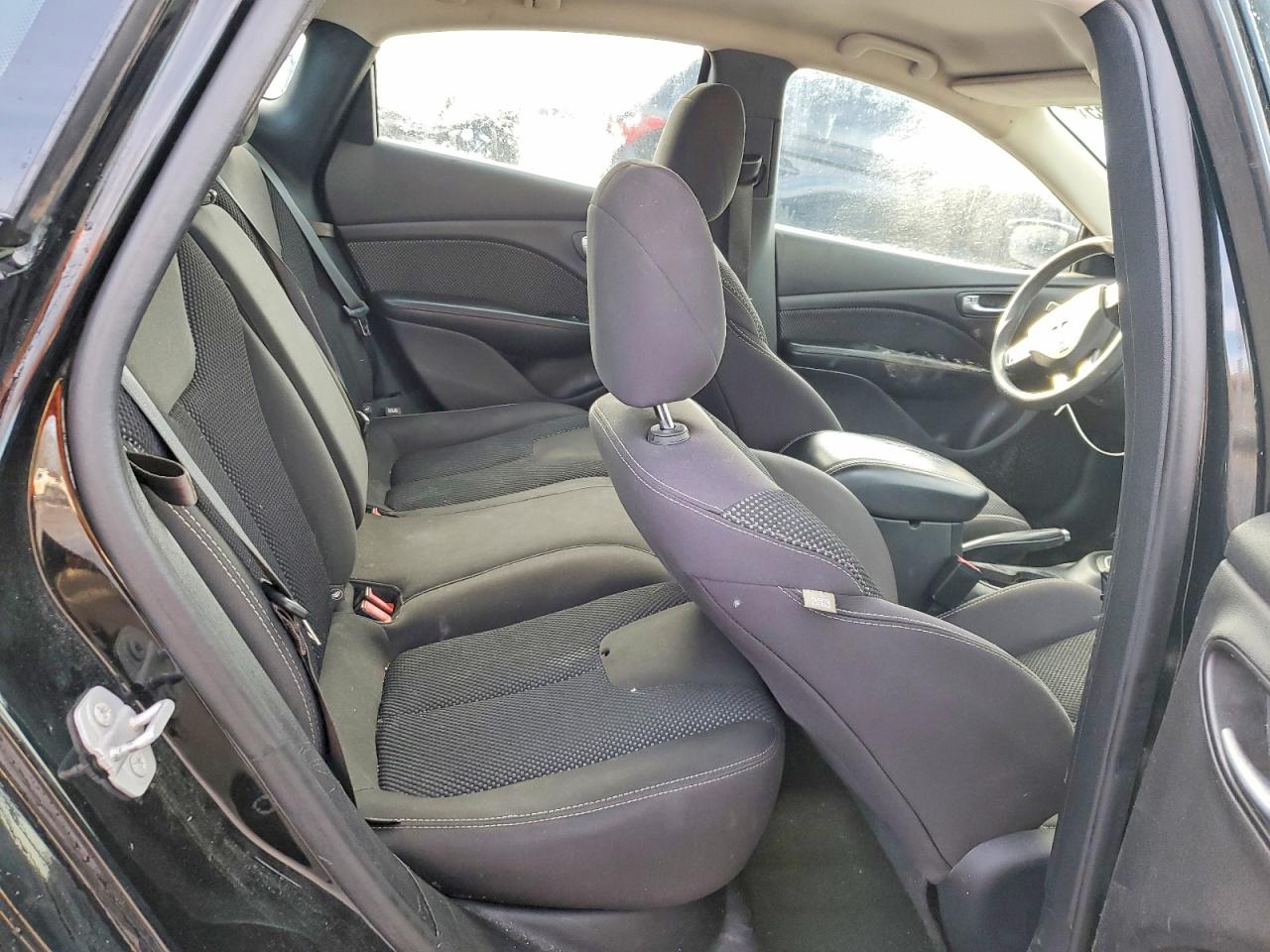 2015 DODGE DART SXT photo 10