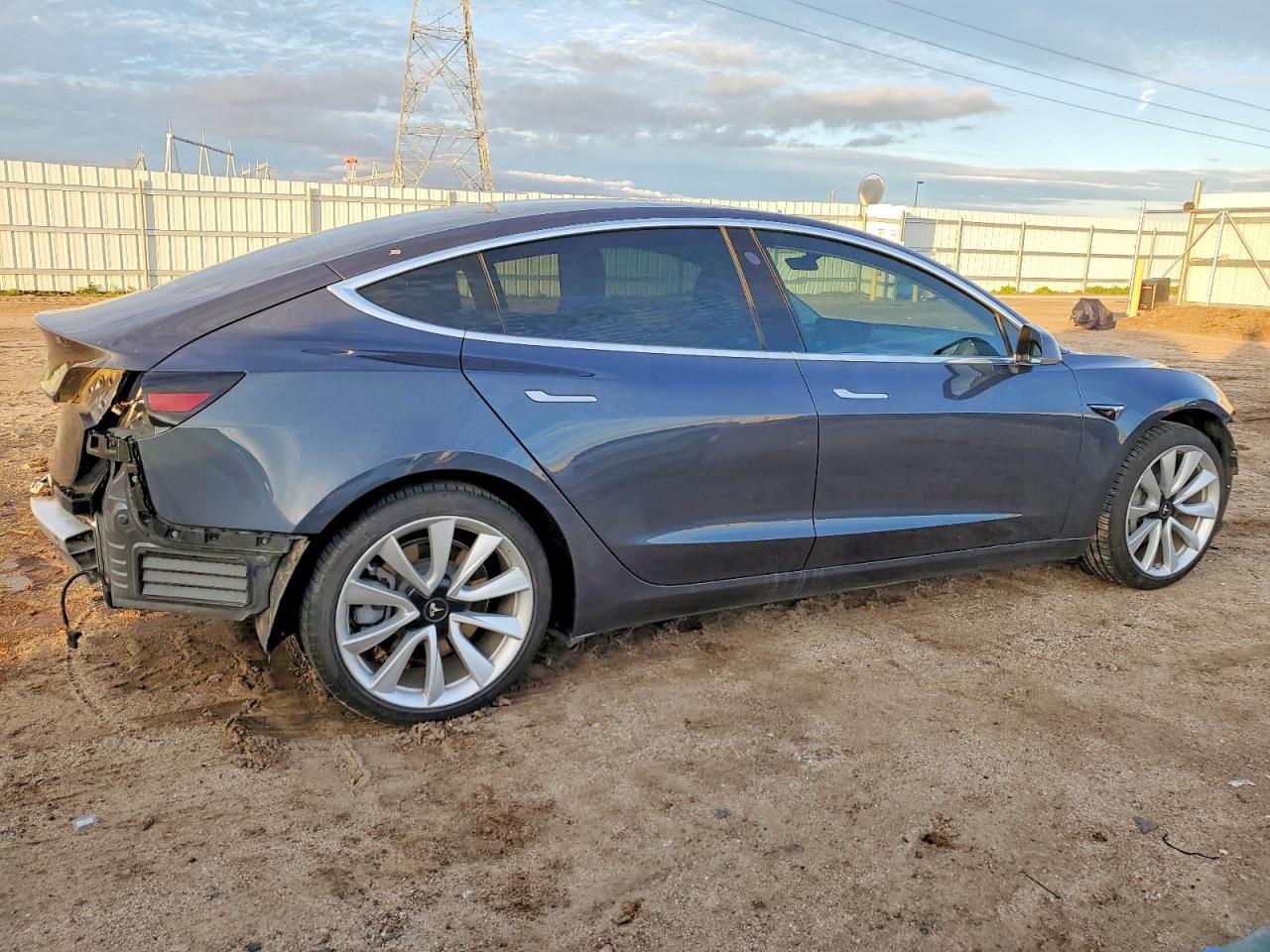 2020 TESLA MODEL 3 photo 3