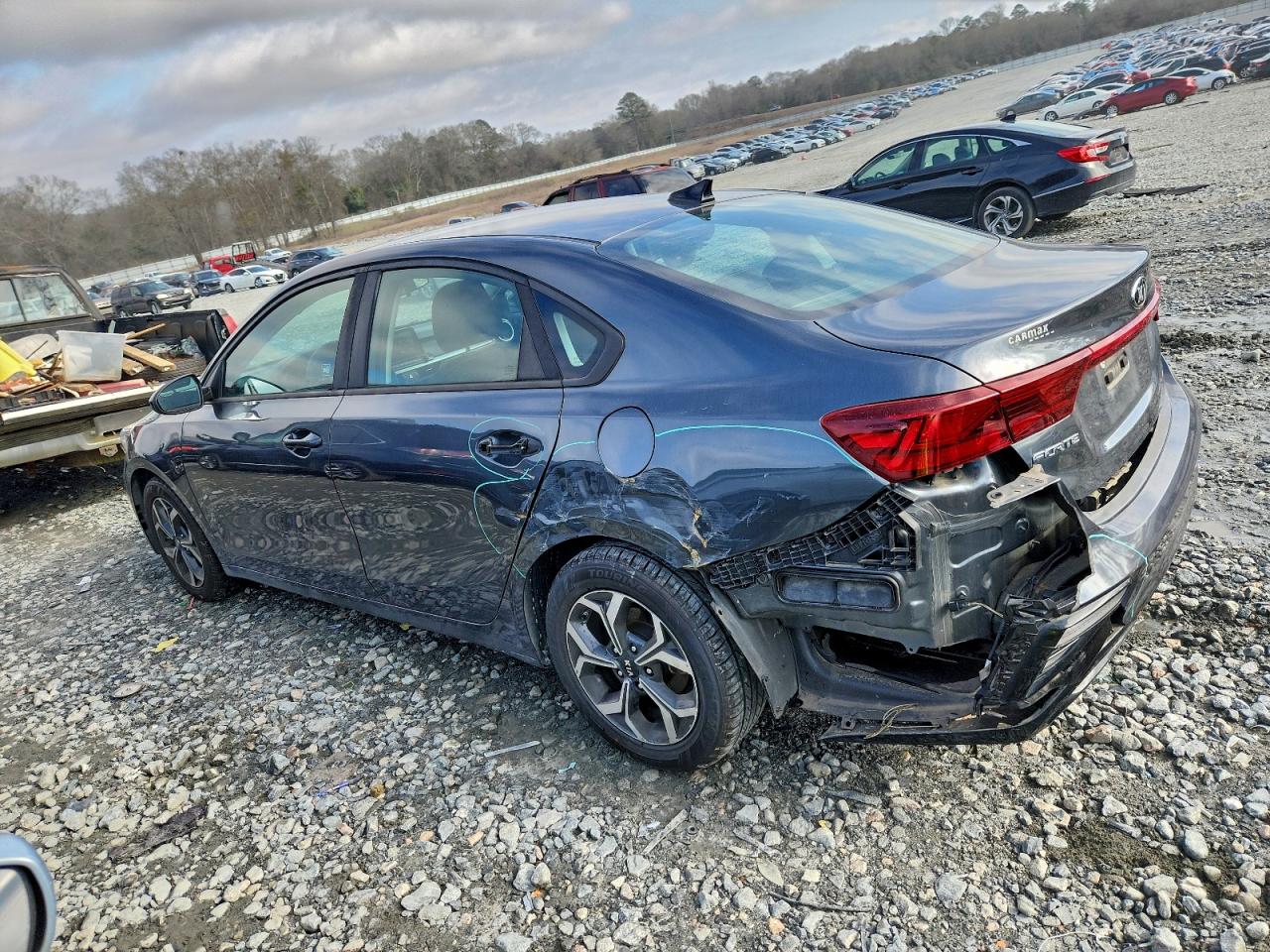 2020 KIA FORTE FE photo 2