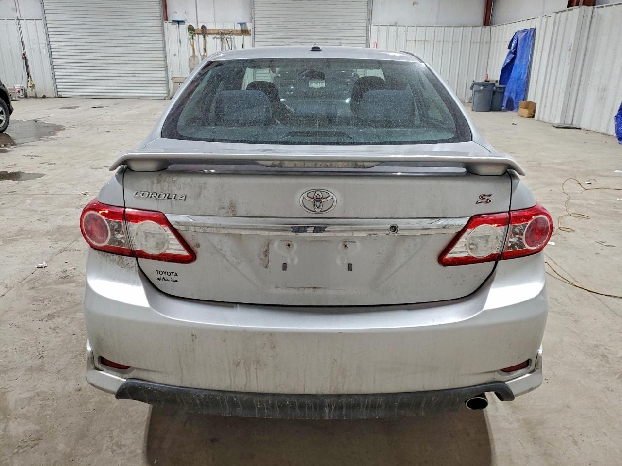 2013 TOYOTA COROLLA BASE photo 6