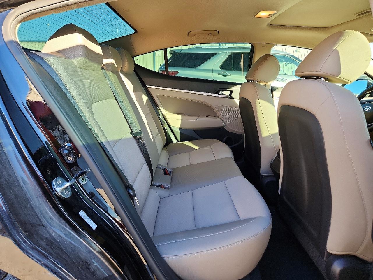 2020 HYUNDAI ELANTRA SEL photo 10