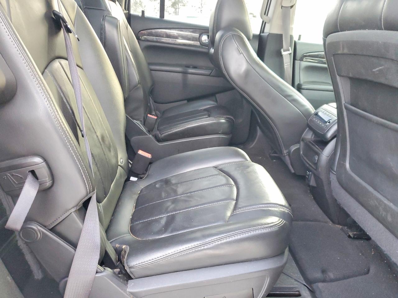 2015 BUICK ENCLAVE photo 11