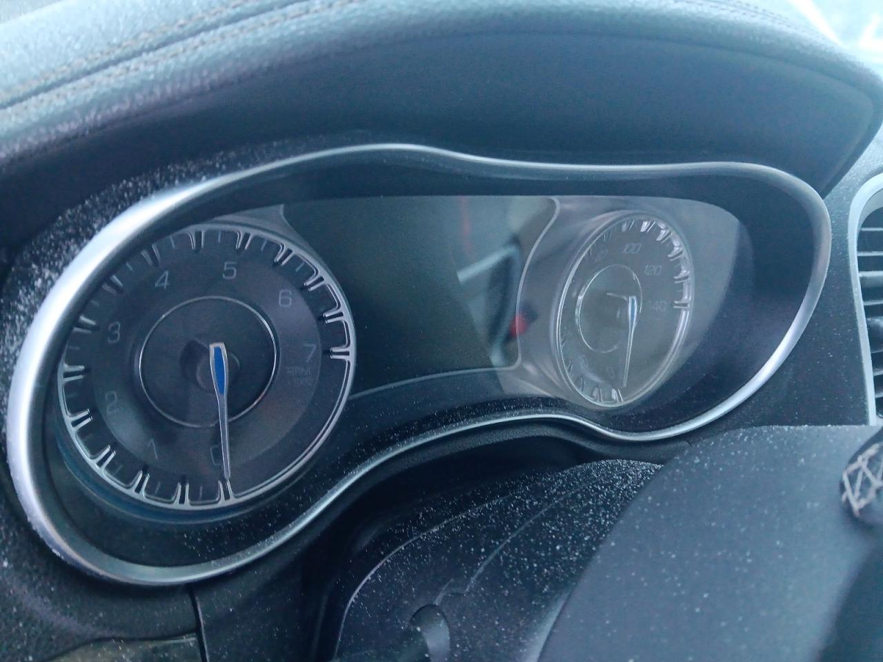 2018 CHRYSLER 300 LIMITED photo 9