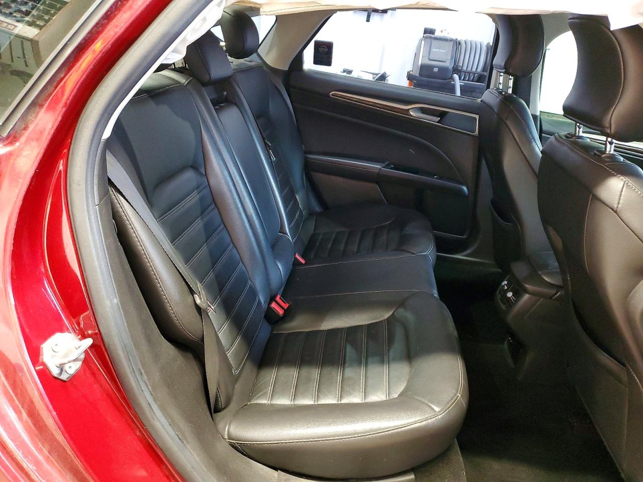 2016 FORD FUSION SE photo 10