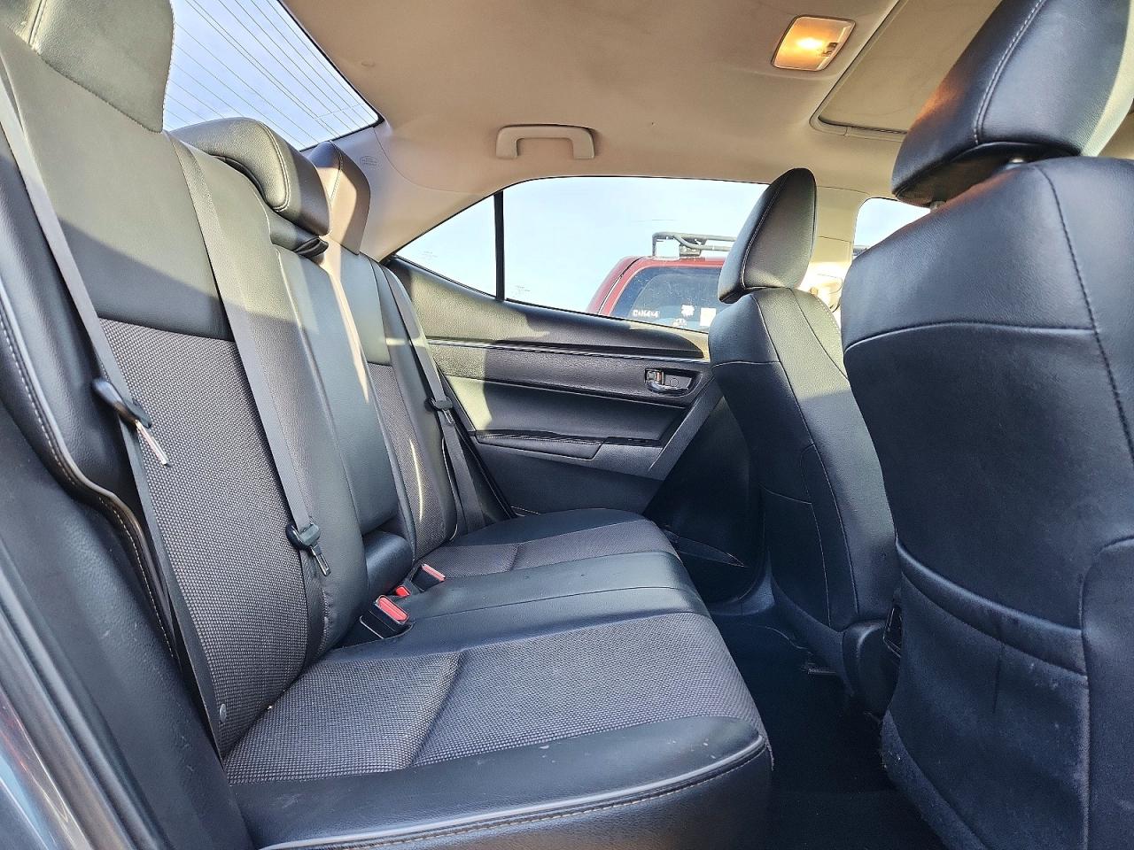 2015 TOYOTA COROLLA L photo 10