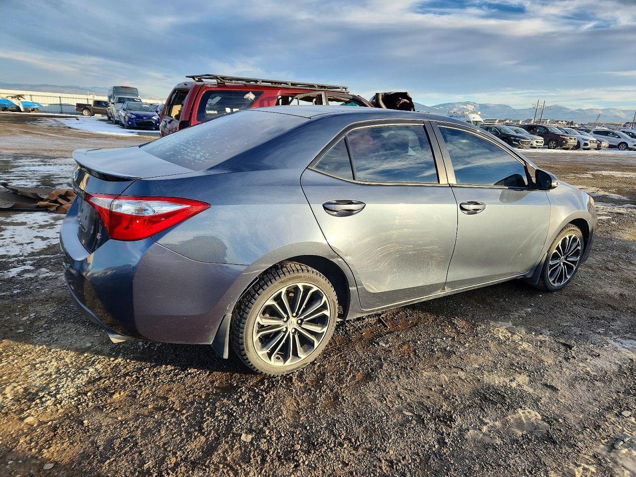 2015 TOYOTA COROLLA L photo 3