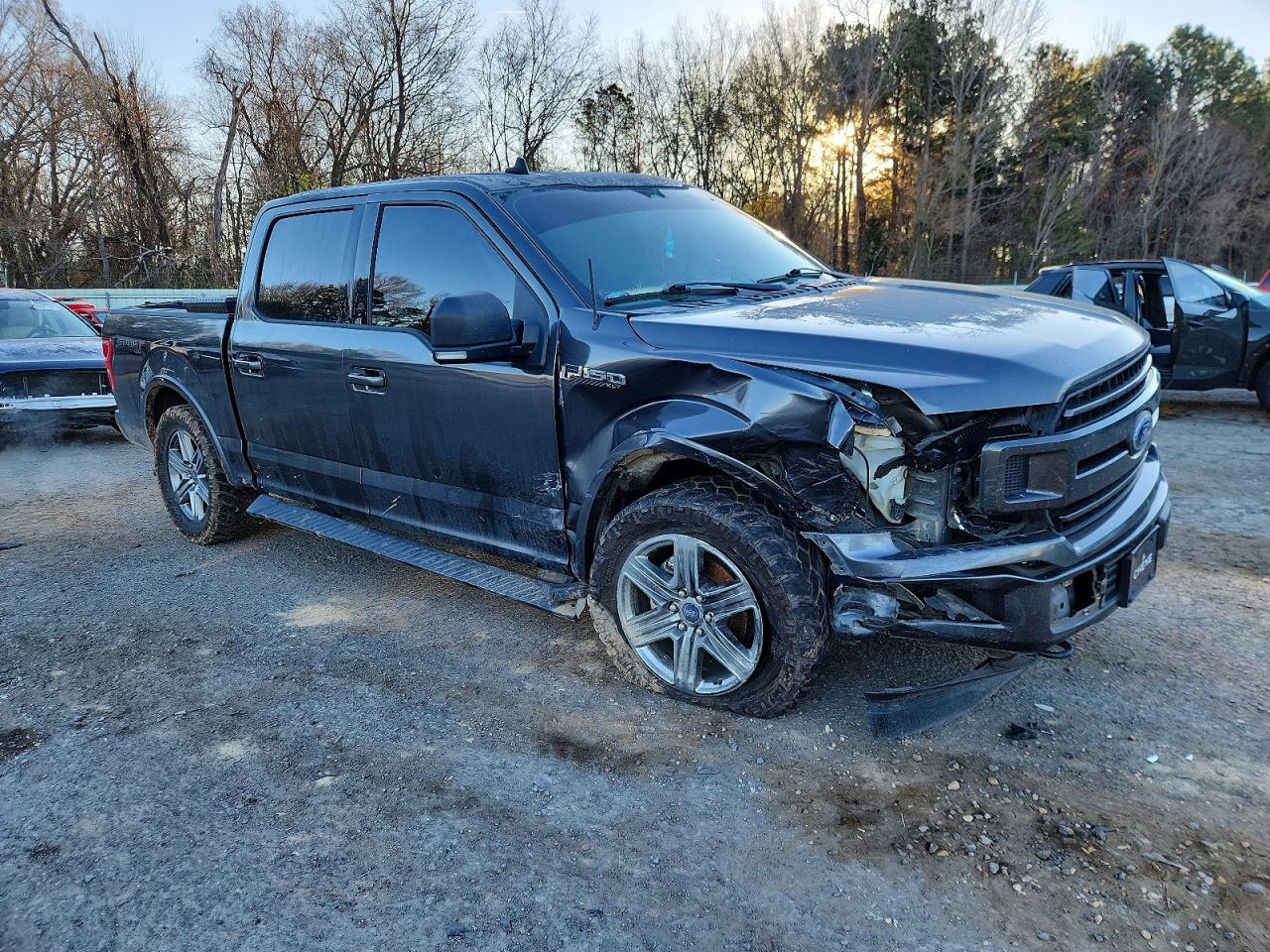 2019 FORD F150 SUPERCREW photo 4
