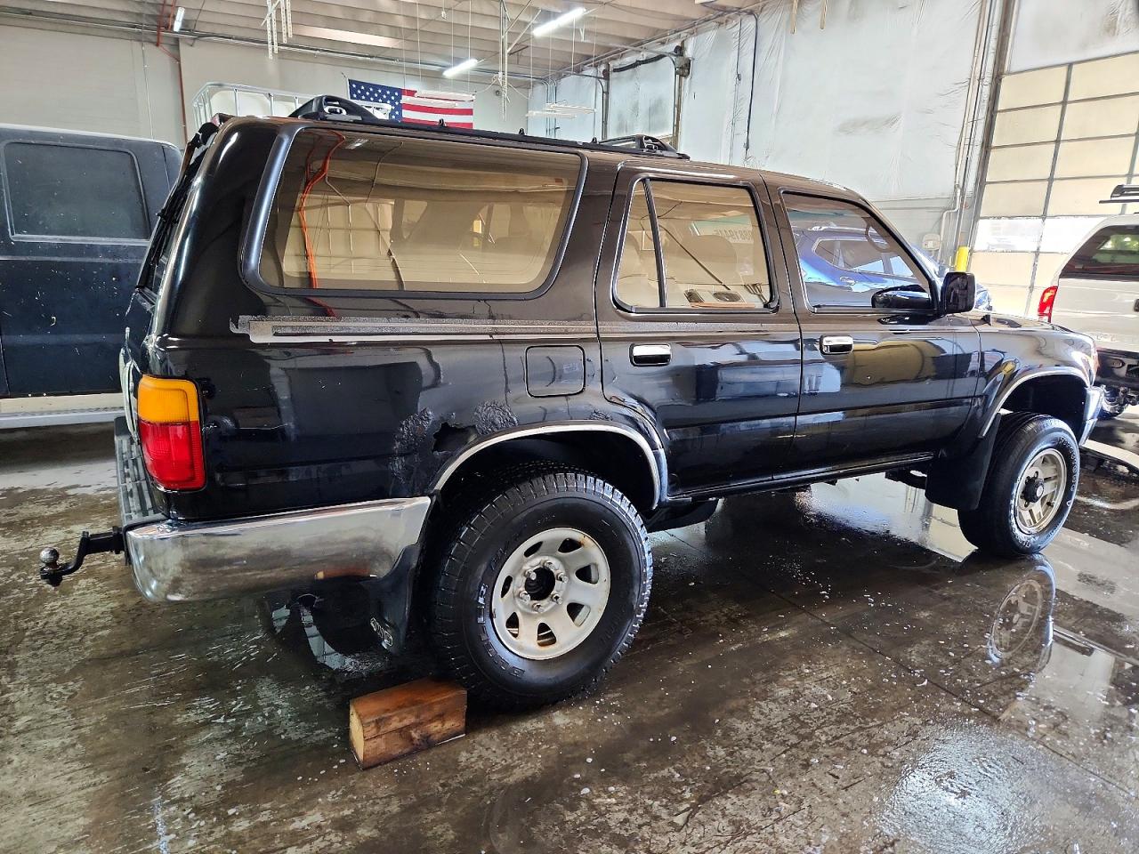1995 TOYOTA 4RUNNER VN39 SR5 photo 3