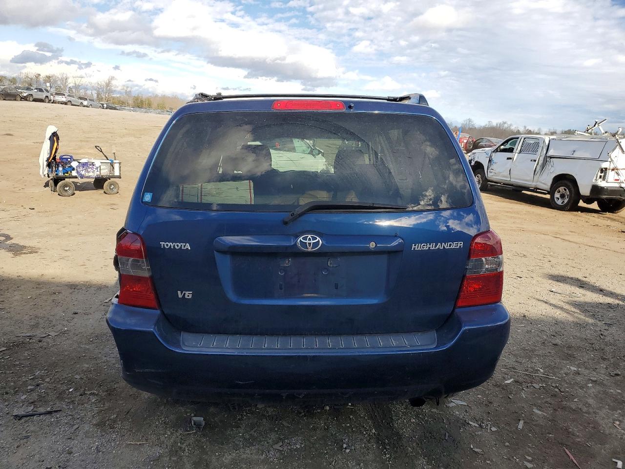 2005 TOYOTA HIGHLANDER LIMITED photo 6