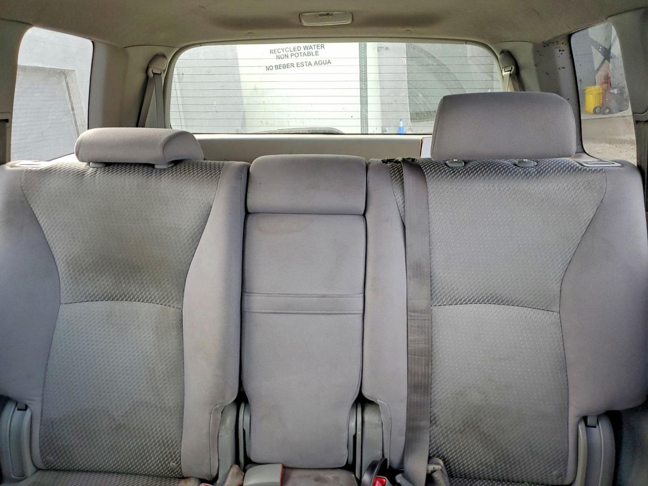 2005 TOYOTA HIGHLANDER LIMITED photo 10