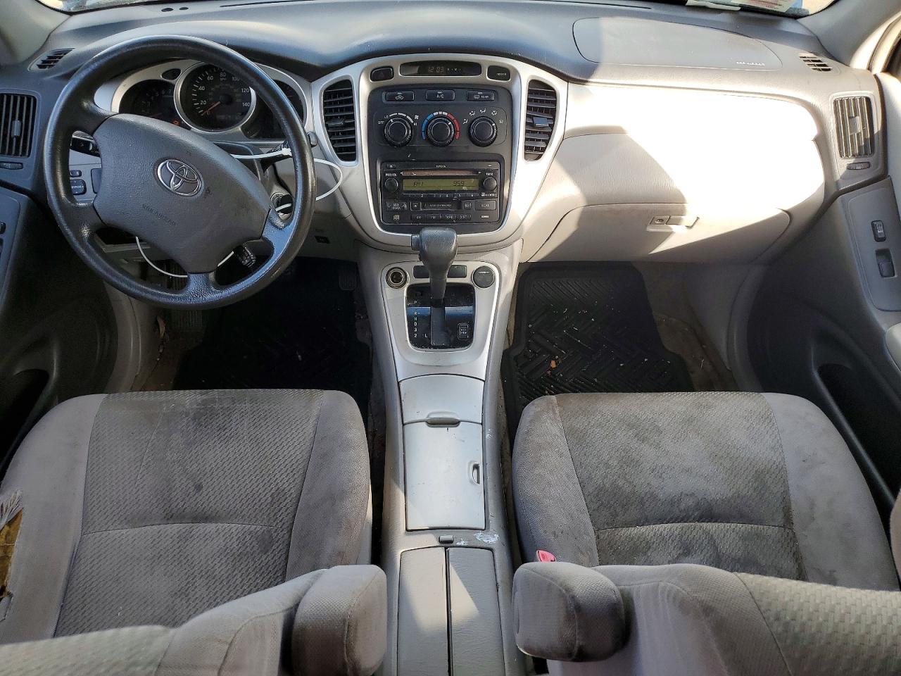 2005 TOYOTA HIGHLANDER LIMITED photo 8