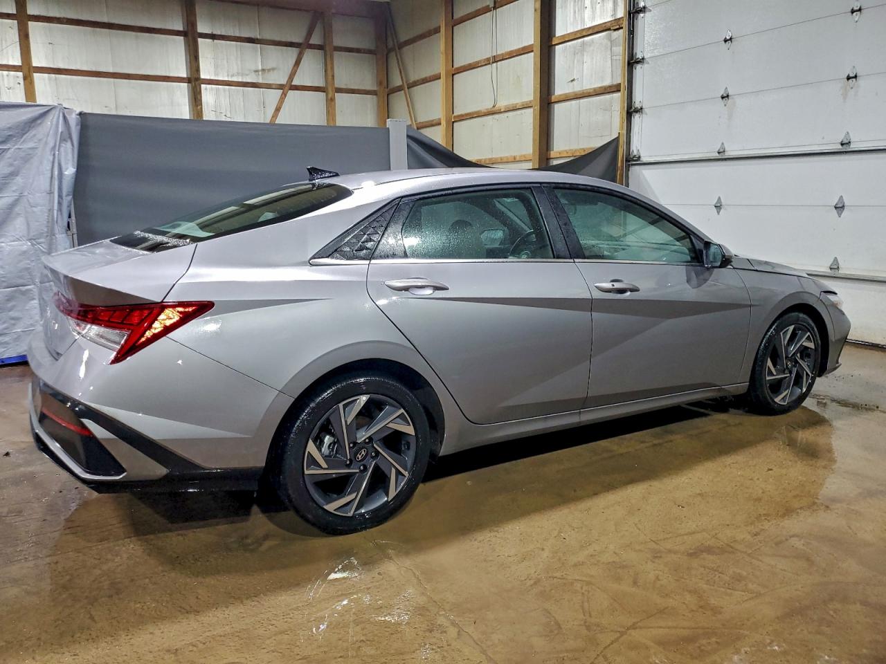2025 HYUNDAI ELANTRA SEL photo 3