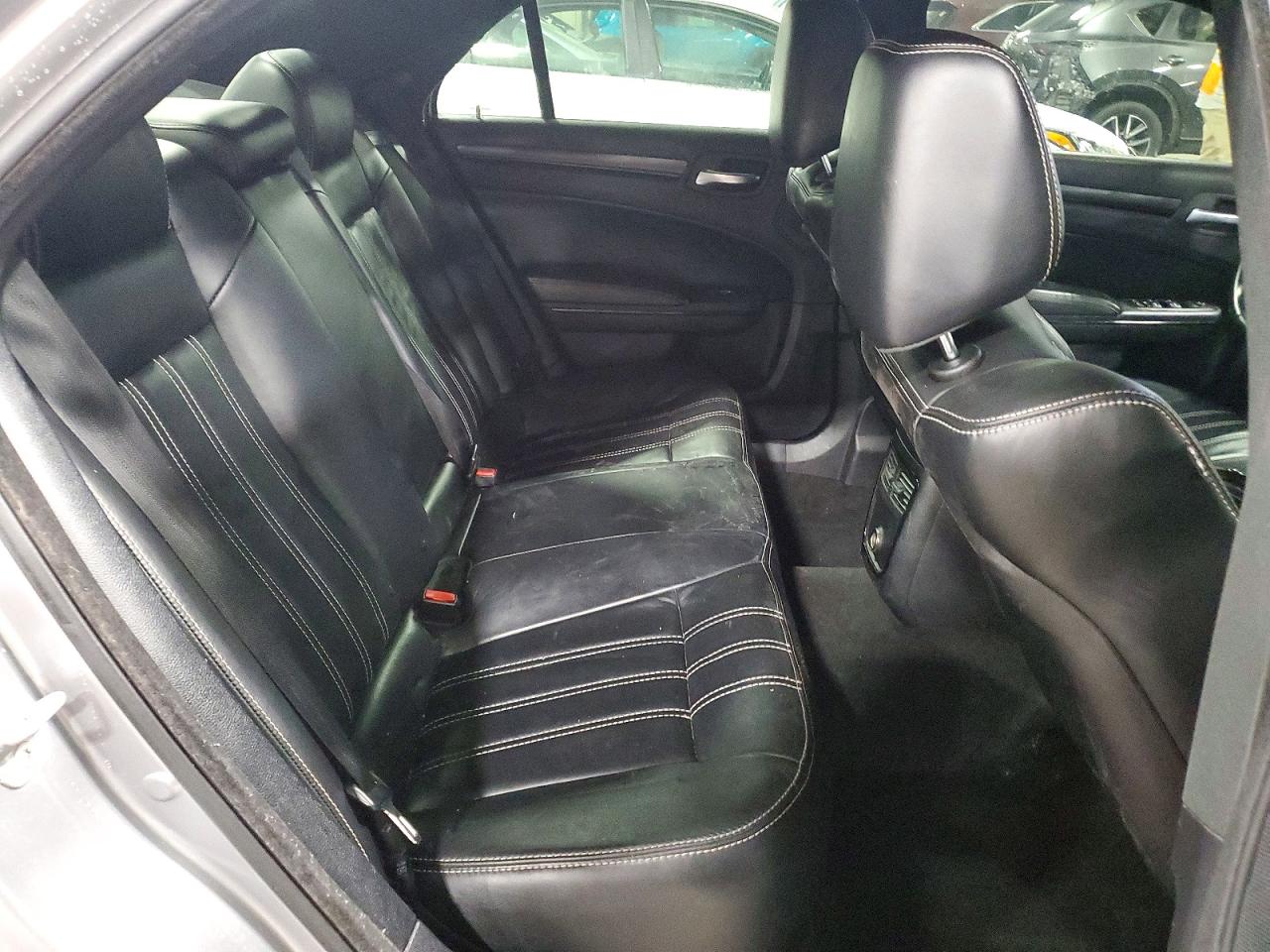 2014 CHRYSLER 300 S photo 10