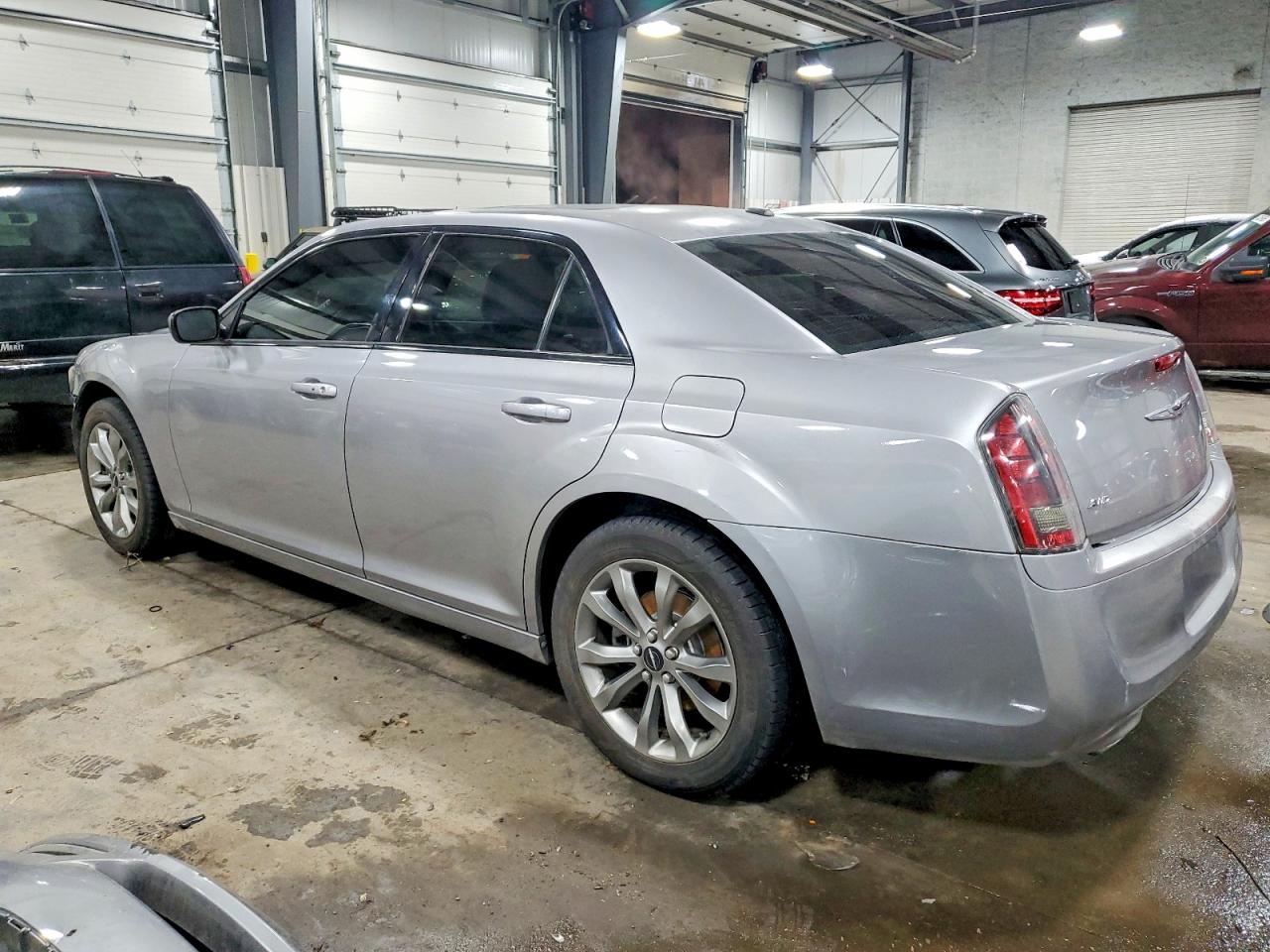 2014 CHRYSLER 300 S photo 2