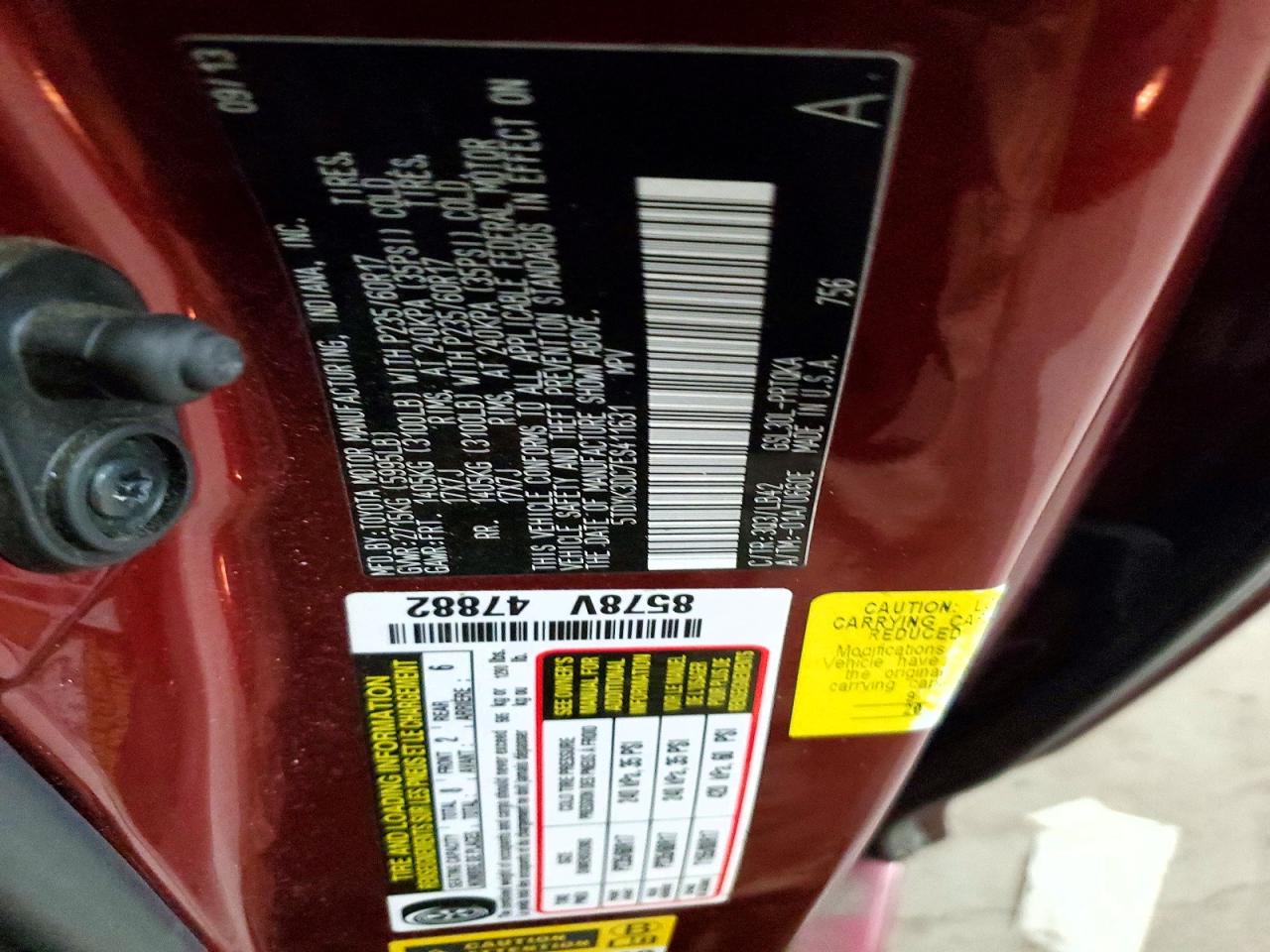 2014 TOYOTA SIENNA XLE photo 13