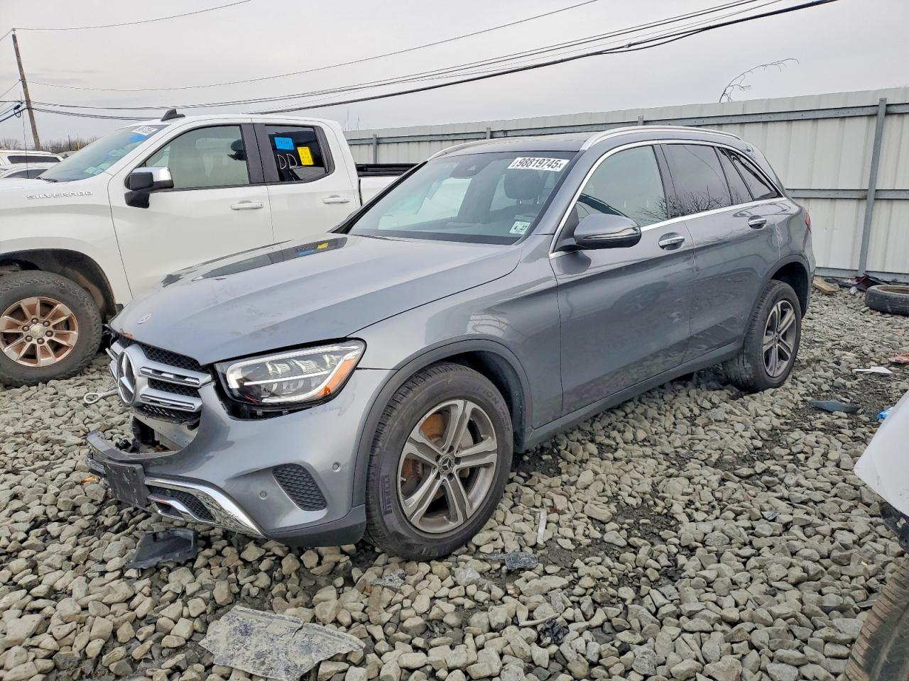 2022 MERCEDES-BENZ GLC