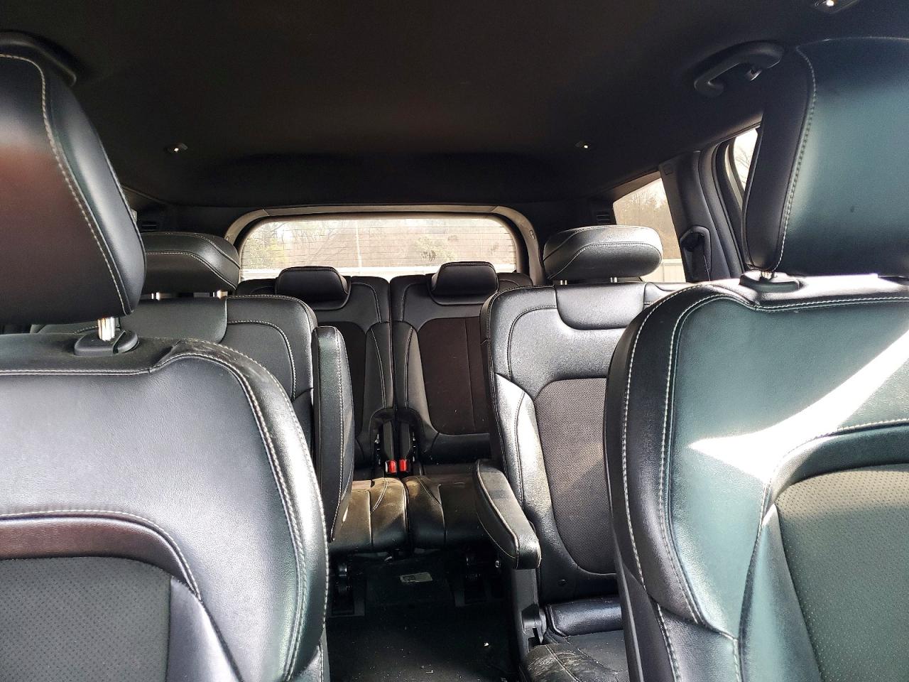 2023 JEEP GRAND CHEROKEE L LAREDO photo 10