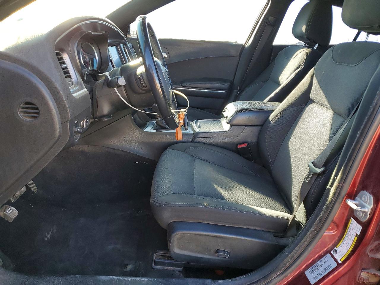 2017 DODGE CHARGER SE photo 7