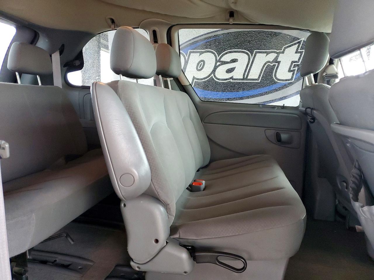 2007 CHRYSLER TOWN & COUNTRY LX photo 11